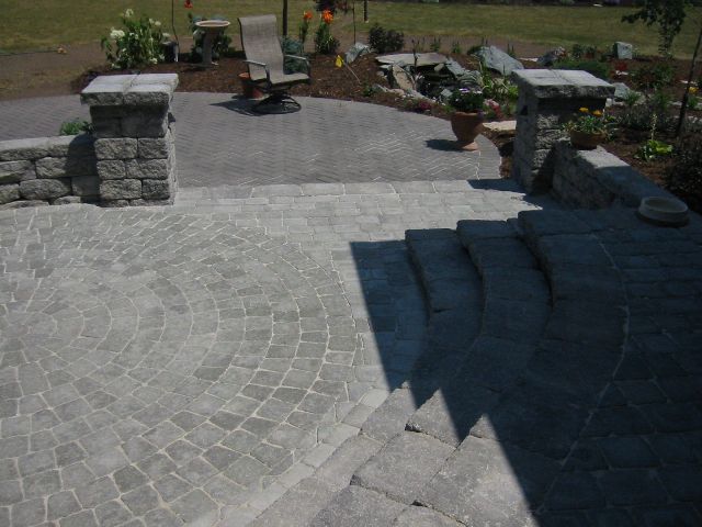 wisconsin Award Winning landscaping, fox valley, Black Creek,Green Bay,retaining walls,walkways,fire pits,waterfalls,gardens,lawns,landscaping services,residential,commercial,fruit trees,roses,annuals,perrenials,planting advice,rock,mulch,Garden Centers
